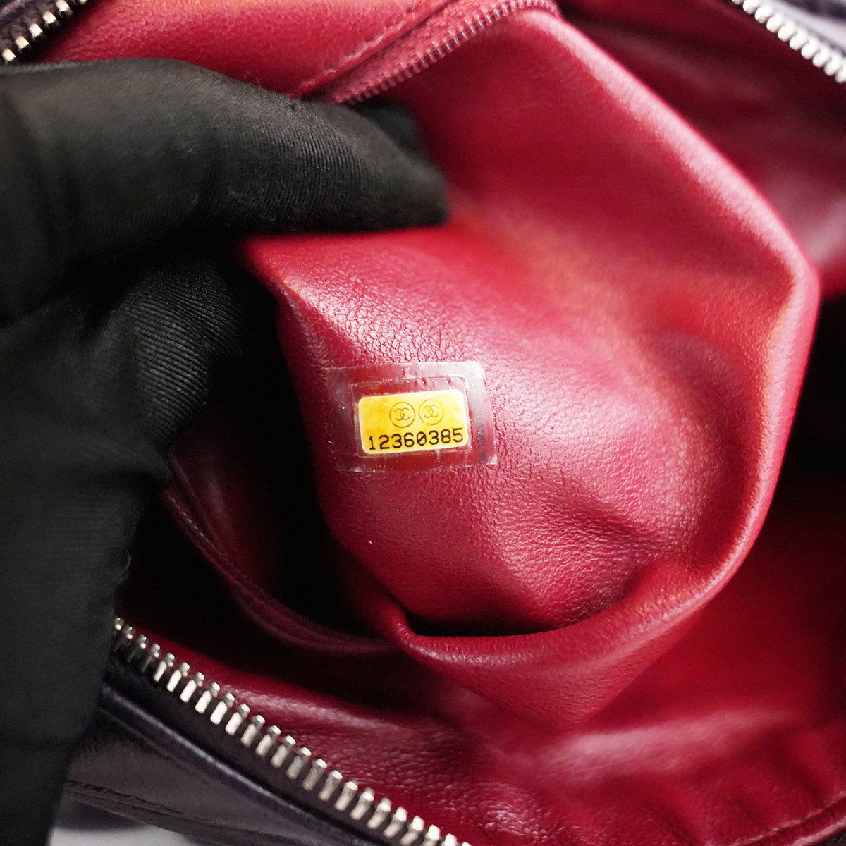 Chanel LAX Accordion Flap Viola in Pelle con Tracolla e Carta di Autenticità