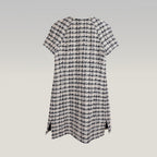 Chanel Abito Tweed Navy e Bianco con Bottoni Gioiello Dorati