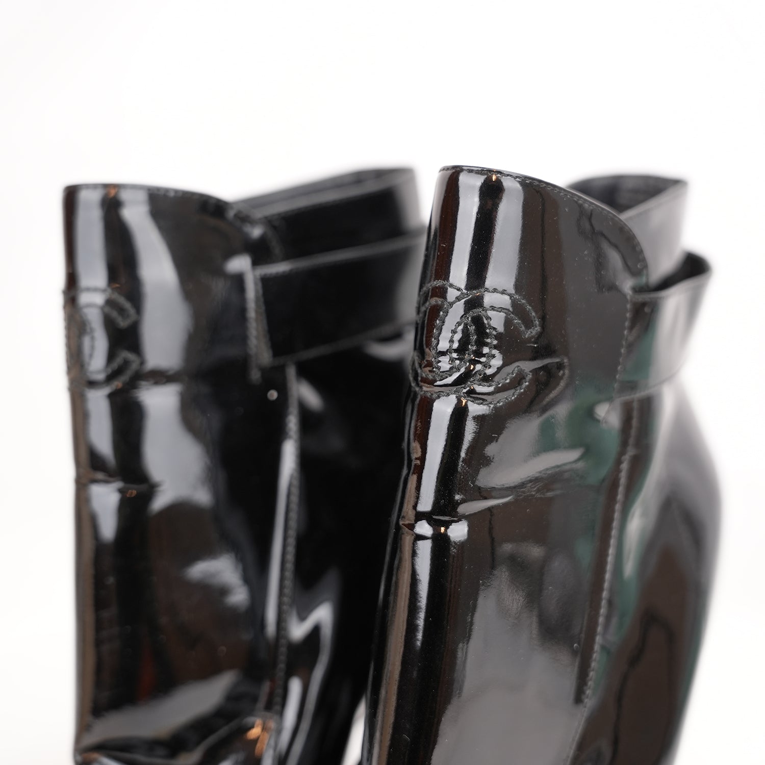 Chanel Patent Leather Ankle Boots in Black and White – Size 40.5