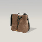 Chanel 26B CC Loop Small Bucket Bag in Suede Beige Scuro con Pelle Nera e Hardware Dorato