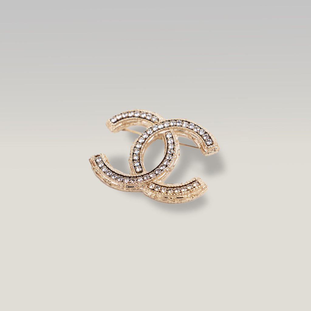 Chanel Spilla Vintage CC del 2013 in Metallo Dorato con Strass e Cristalli Luminosi