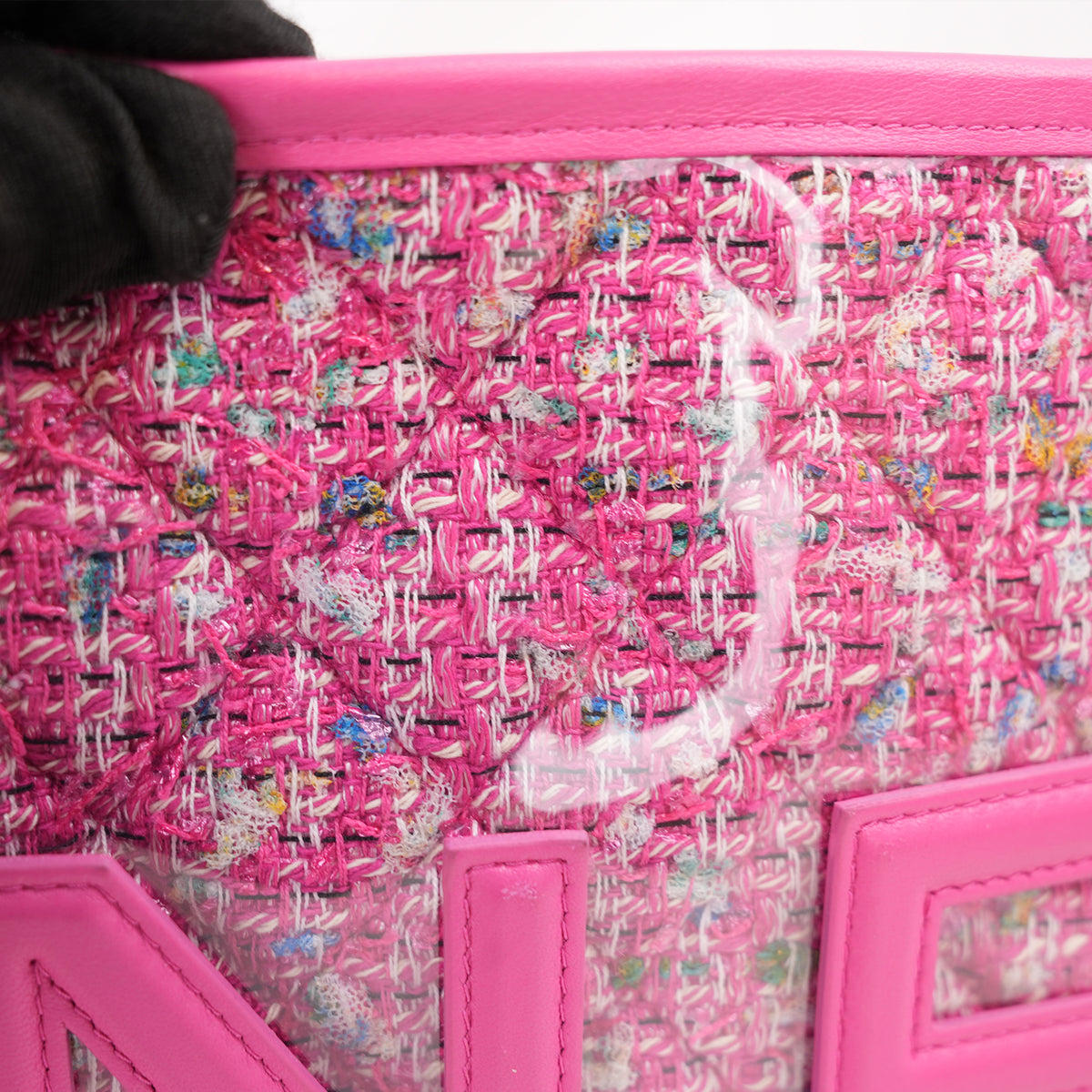 Chanel Clutch Pouch in Tweed Rosa Multicolore e PVC Trasparente con Maxi Logo CHANEL – Con Carta e Dust Bag