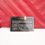 Chanel Vintage Camera Bag Chevron del 1994 in Pelle di Agnello Rossa con Nappina e Carta di Autenticità