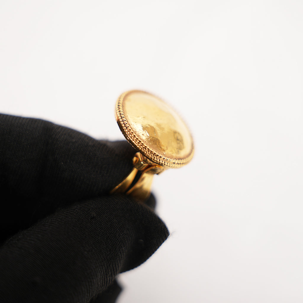 Chanel Orecchini a Clip Rotondi Vintage in Metallo Dorato Martellato – Bijoux Donna