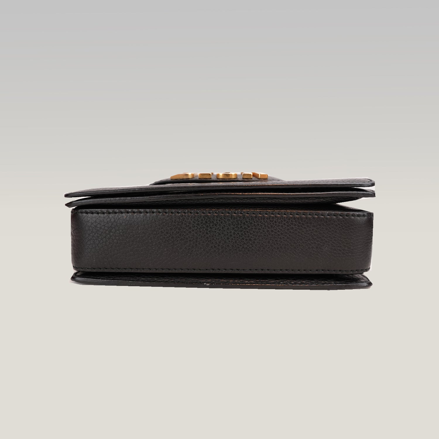 Dior Dio(r)evolution Borsa a Spalla Nera in Pelle Martellata con Logo Dorato