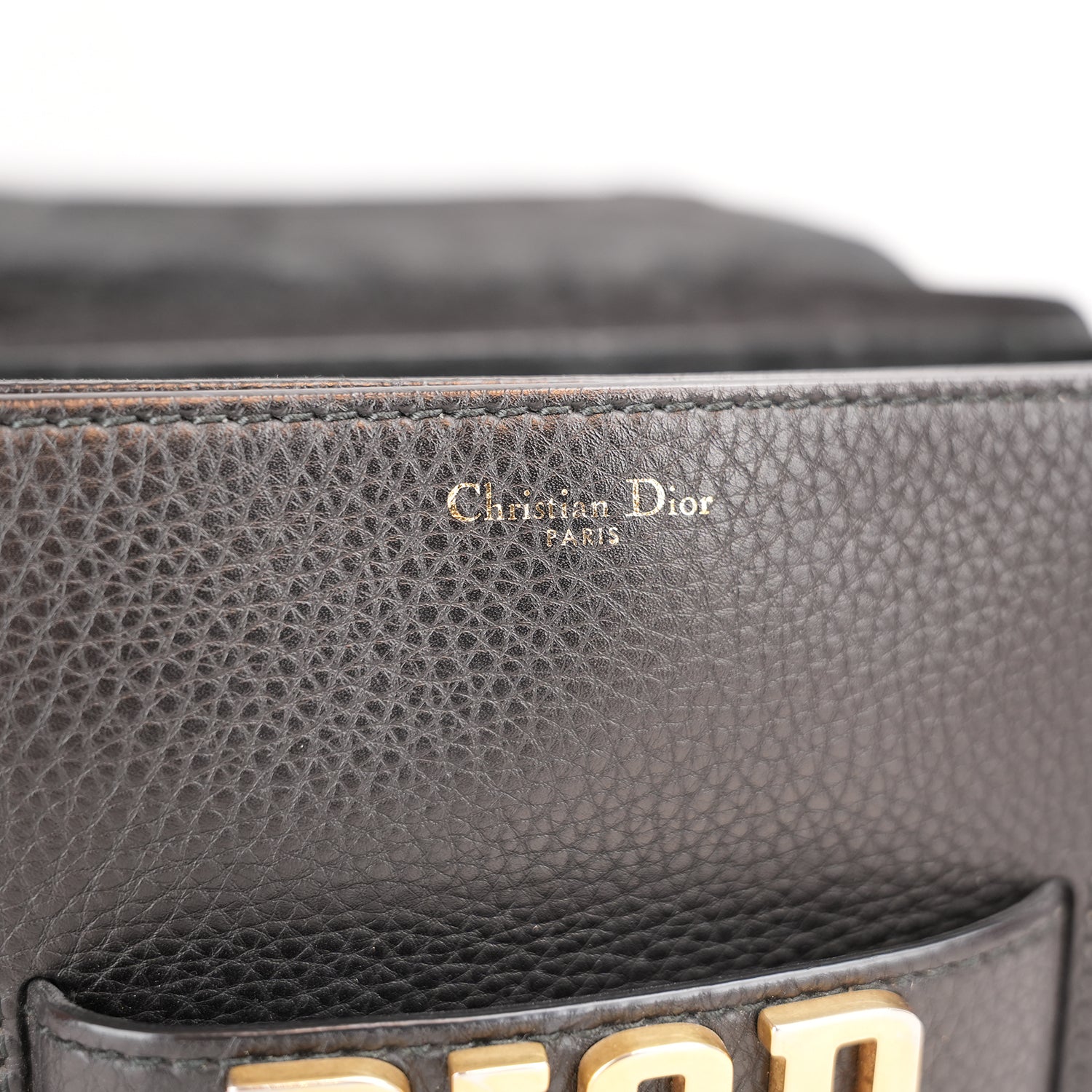 Dior Dio(r)evolution Borsa a Spalla Nera in Pelle Martellata con Logo Dorato