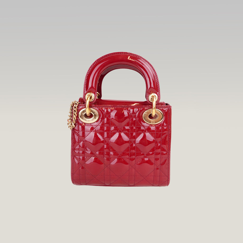 Dior Lady Dior Mini Rossa in Vernice Cannage con Hardware Dorato