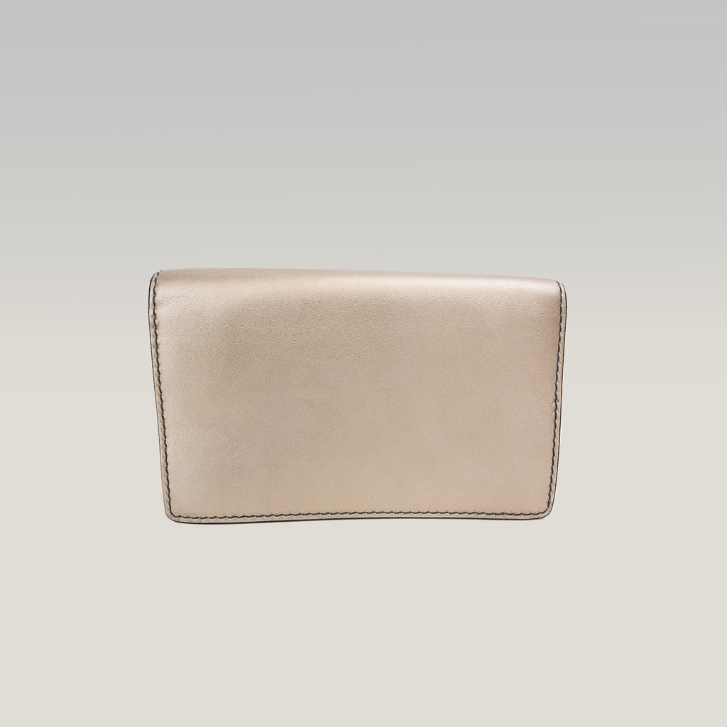 Dior J'Adior Croisière Wallet on Chain Borsa a Tracolla Media in Pelle Argentata con Logo J'ADIOR Dorato
