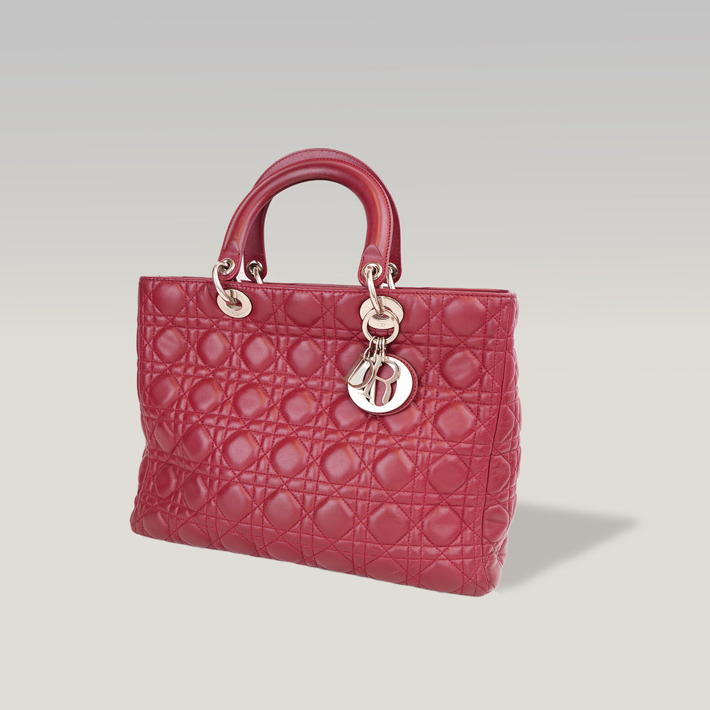 Dior Lady Dior Large Rossa in Pelle di Agnello Cannage con Hardware Argentato