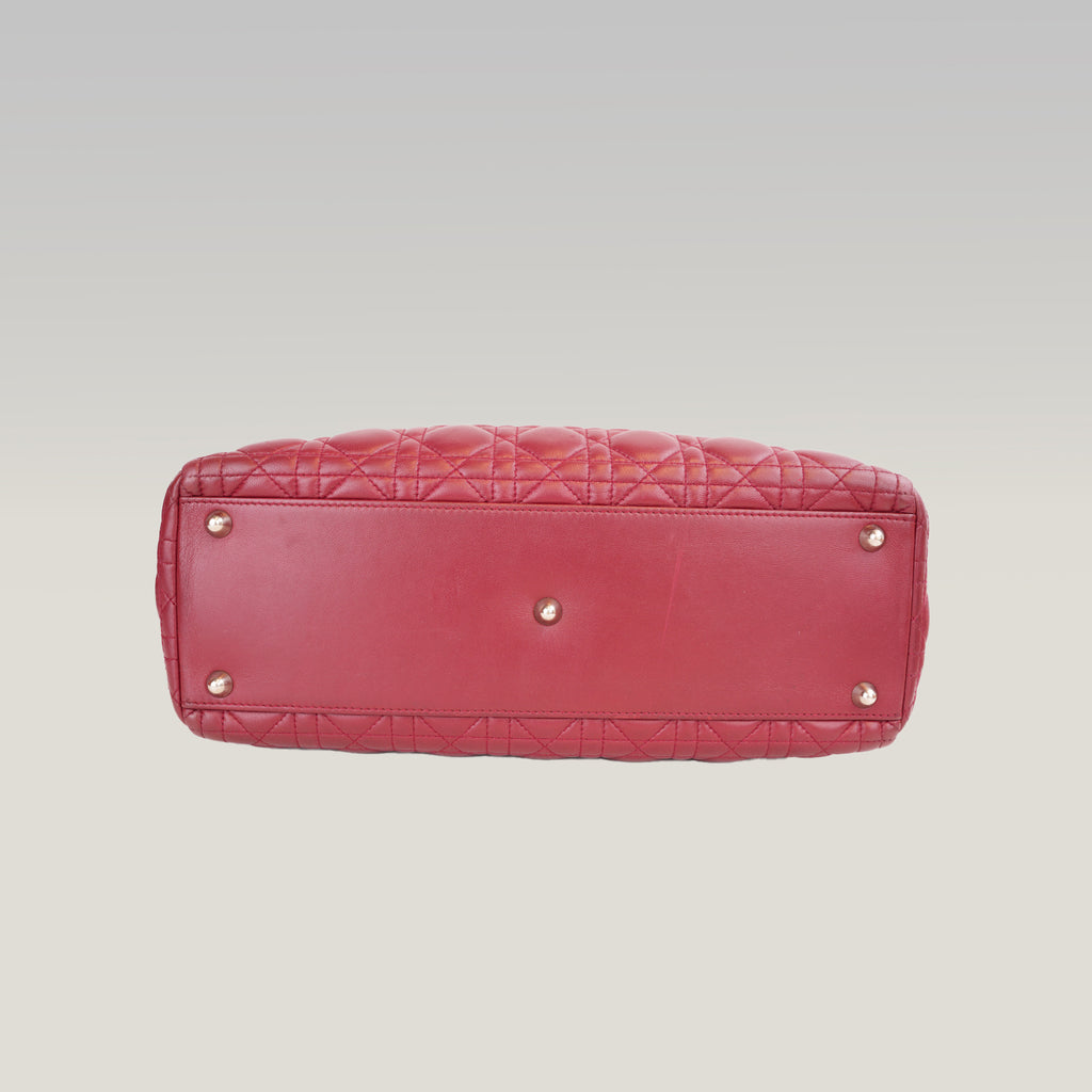 Dior Lady Dior Large Rossa in Pelle di Agnello Cannage con Hardware Argentato