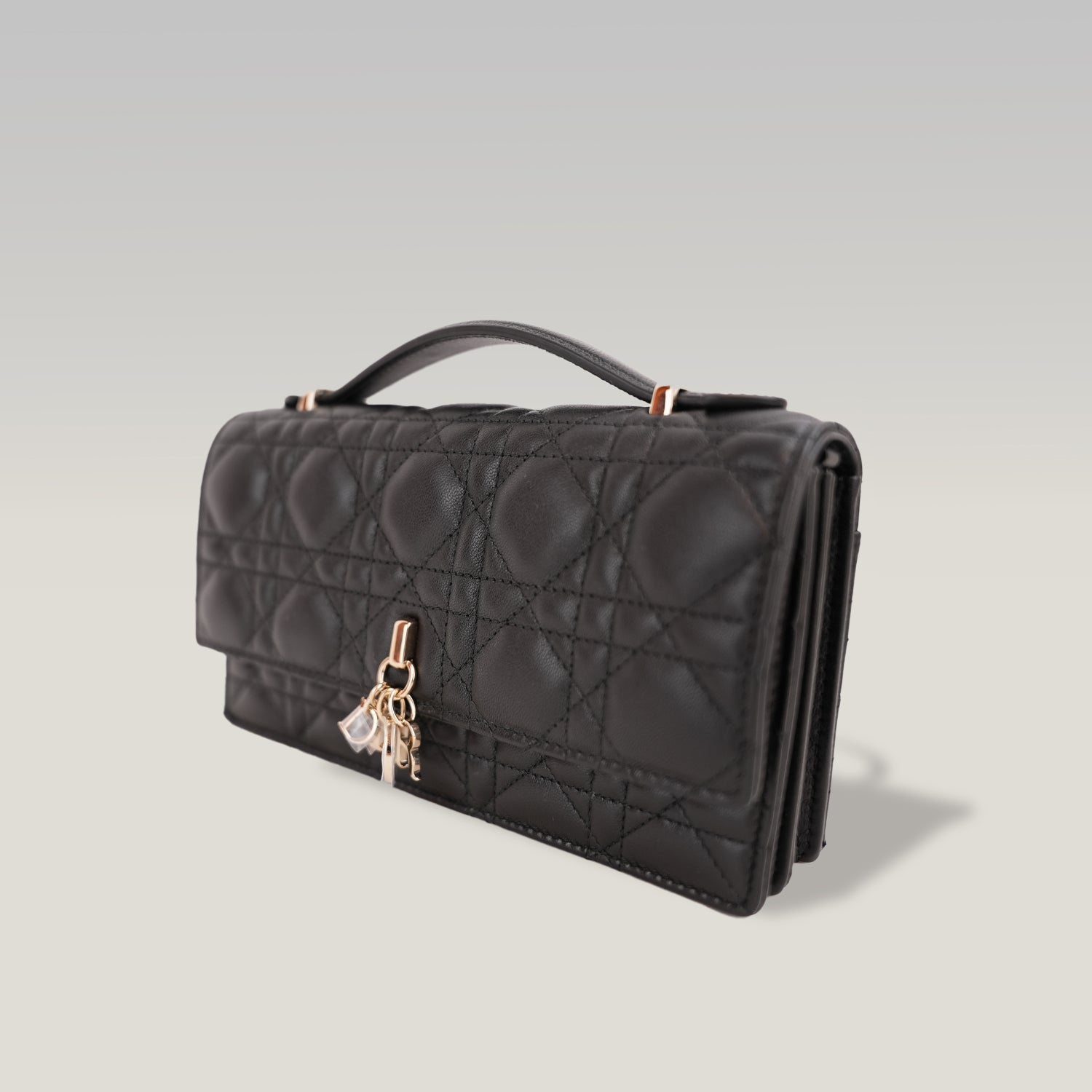 Borsa a Catena Mini My Dior Nera in Pelle Cannage con Charms D.I.O.R.