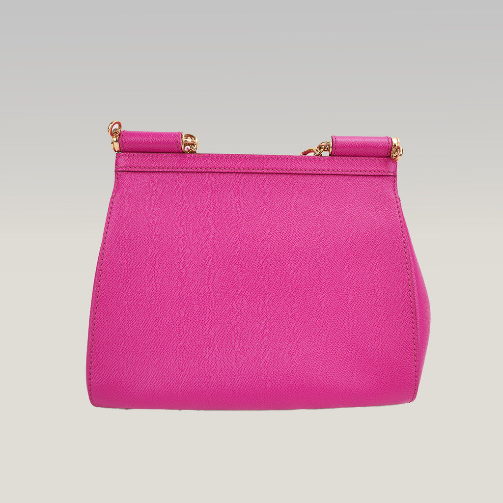 Dolce & Gabbana Miss Sicily 26 Medium in Pelle Fucsia con Tracolla e Dettagli Dorati