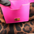Dolce & Gabbana Miss Sicily 26 Medium in Pelle Fucsia con Tracolla e Dettagli Dorati