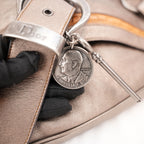 Dior Gaucho Vintage Borsa a Spalla in Pelle Laminata Marrone con Maxi Fibbia