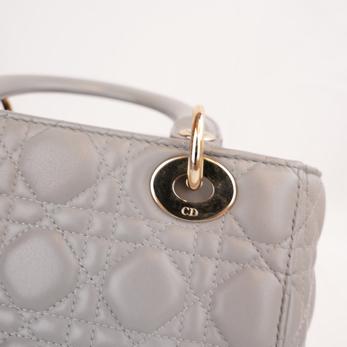 Dior Lady Dior Small Grigia in Pelle di Agnello Cannage con Hardware Dorato e Carta di Autenticità