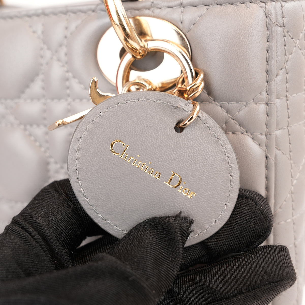 Dior Lady Dior Small Grigia in Pelle di Agnello Cannage con Hardware Dorato e Carta di Autenticità