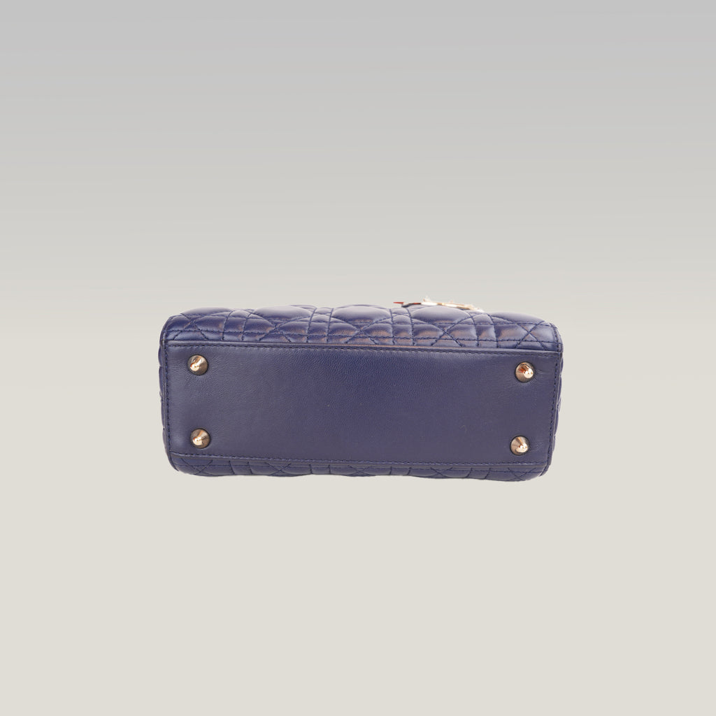 Dior Lady Dior Small Blu Navy in Pelle Cannage con Hardware Dorato e Tracolla