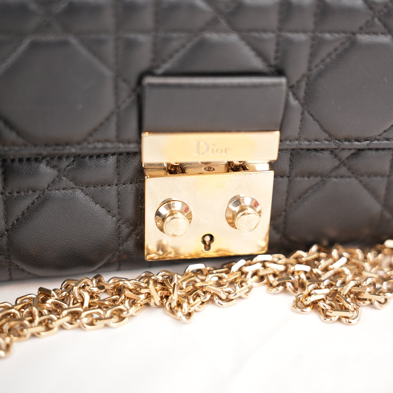 Dior Miss Dior Promenade WOC in Pelle di Agnello Nera Cannage con Catena Dorata