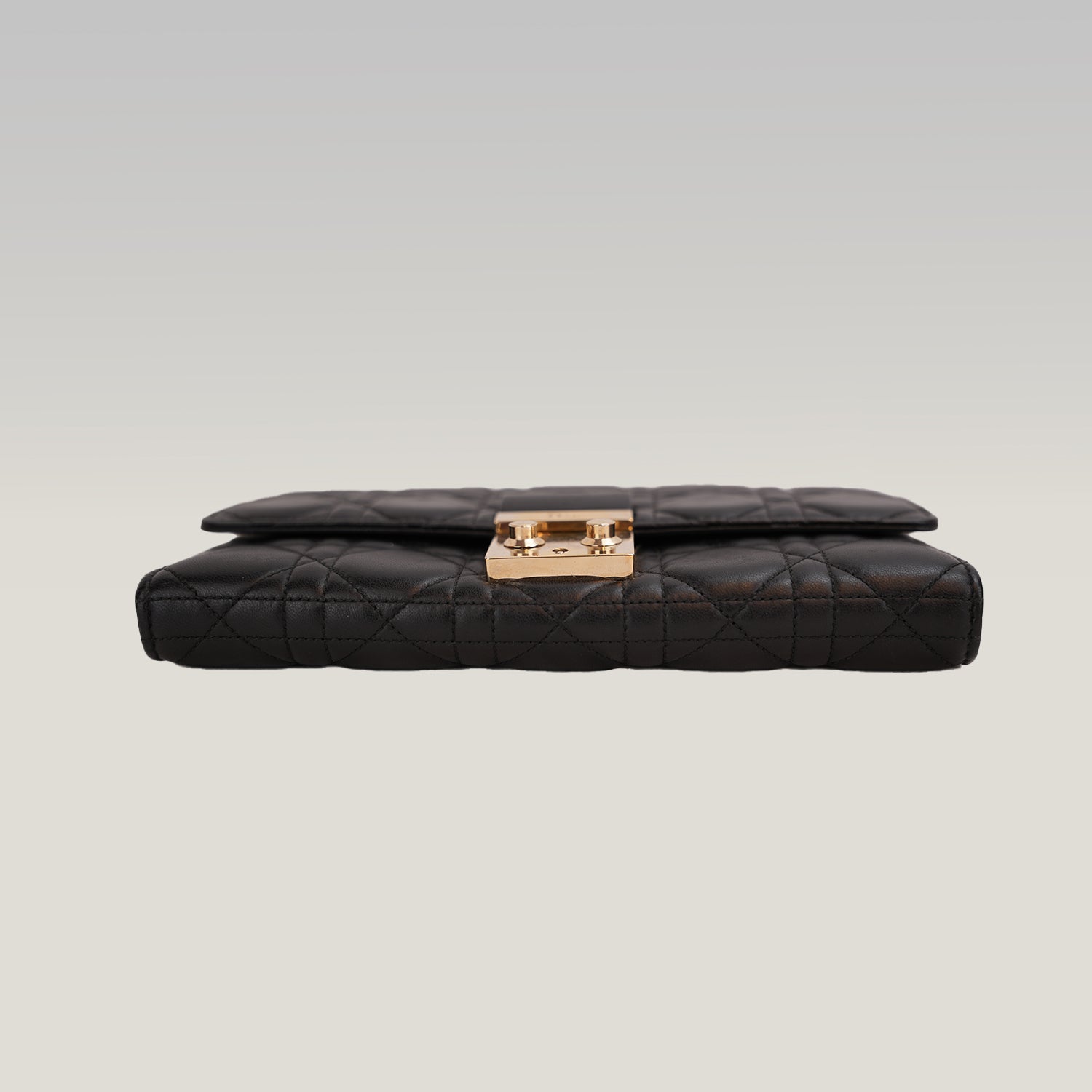 Dior Miss Dior Promenade WOC in Pelle di Agnello Nera Cannage con Catena Dorata