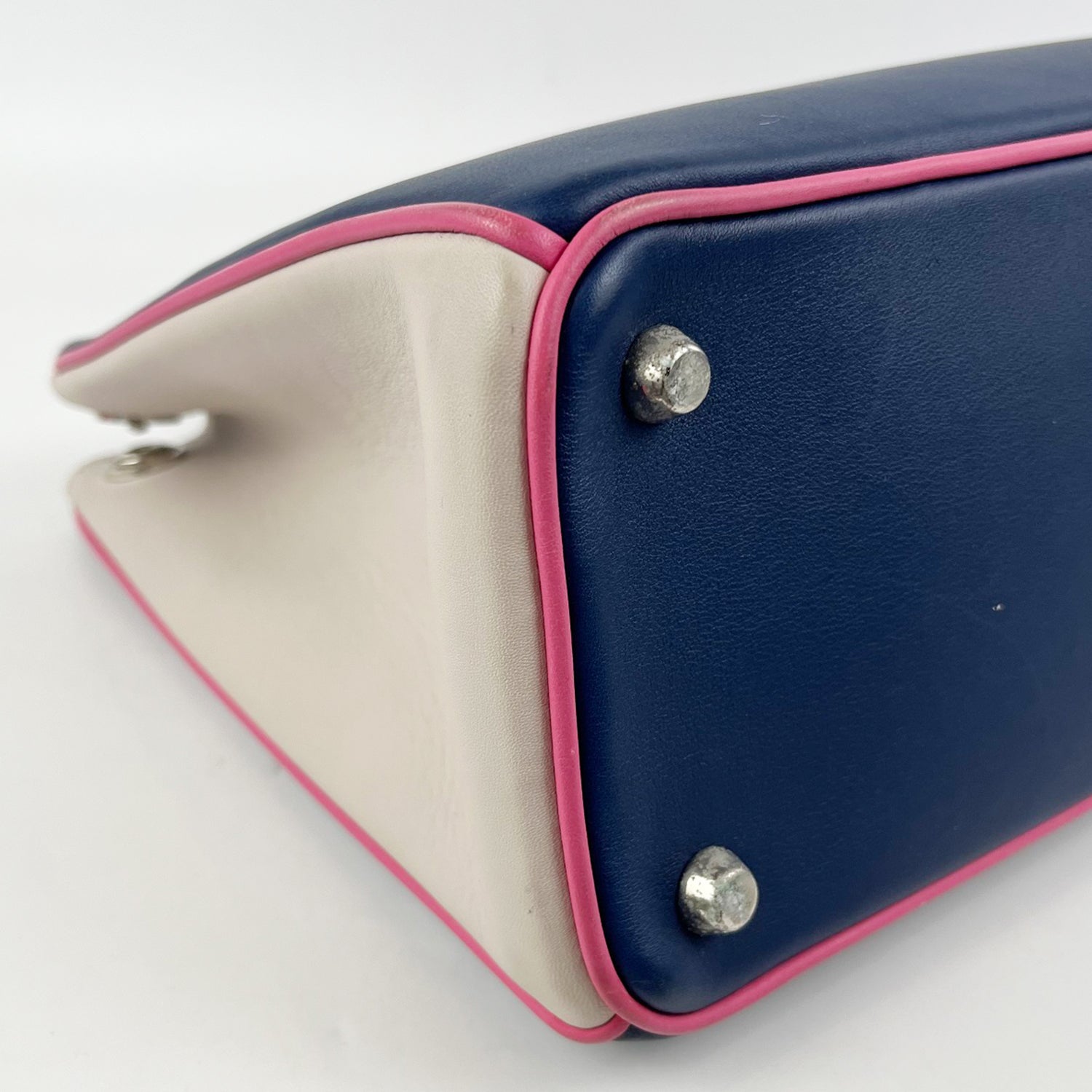 Dior Diorissimo 32 Borsa a Mano in Pelle Tricolore Blu, Rosa e Grigio con Hardware Palladiato