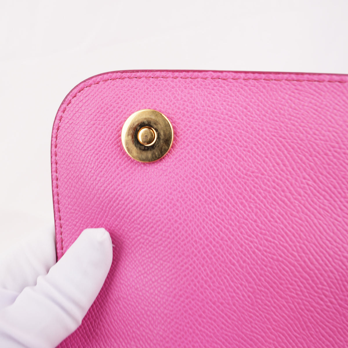 Dolce & Gabbana Sicily Small Borsa a Mano in Pelle Dauphine Rosa Fucsia con Logo e Dettagli Dorati