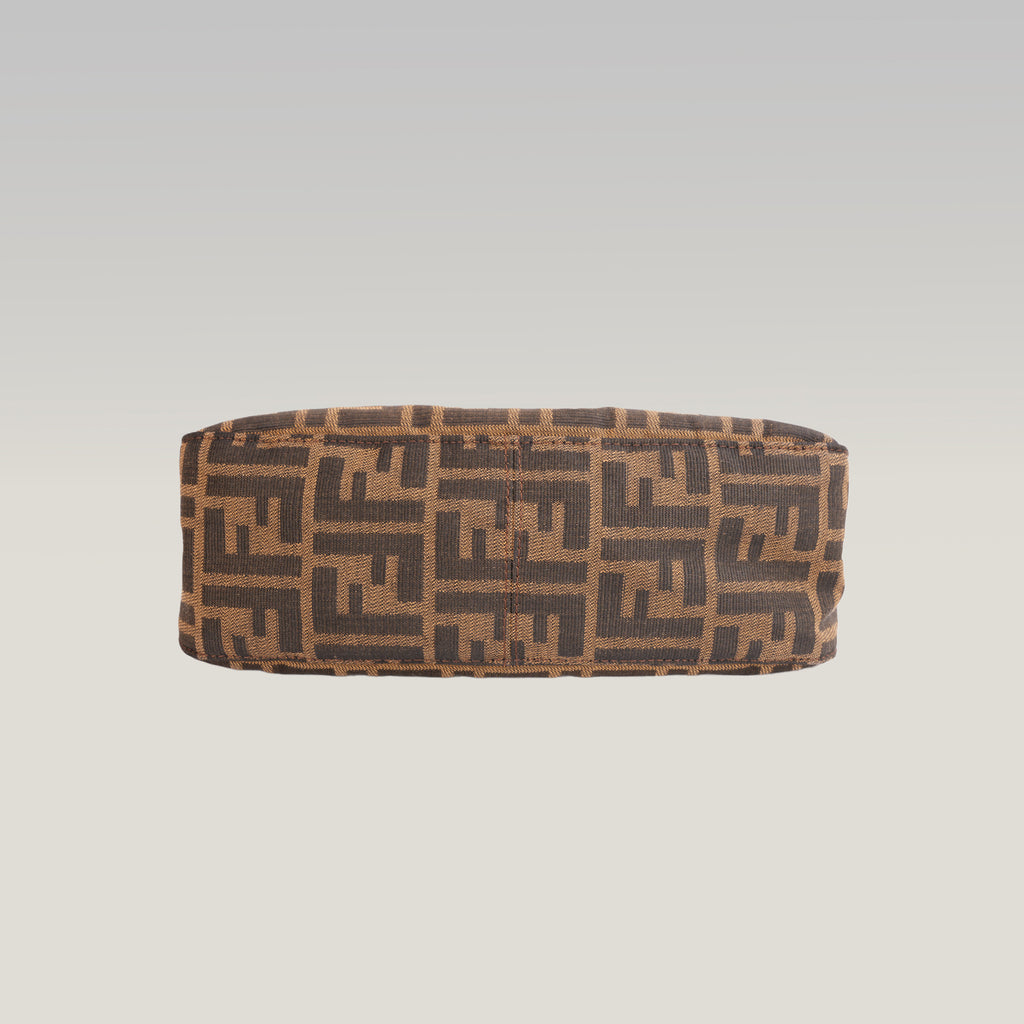 Fendi Baguette Vintage Borsa a Spalla in Tela Zucca FF Marrone con Finiture in Pelle e Fibbia Argentata