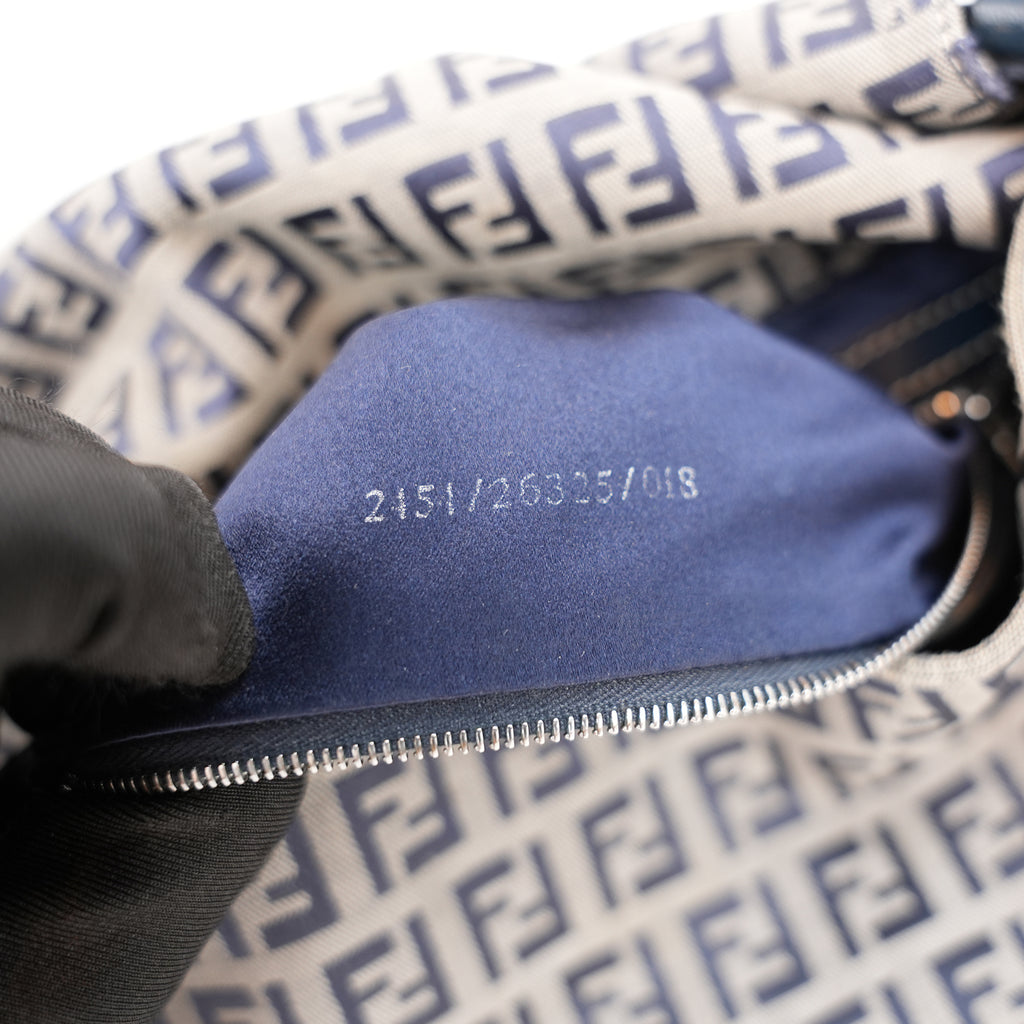 Fendi Mamma Baguette 29 in Tela Zucca FF Beige e Pelle Blu con Chiusura FF Argento