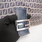Fendi Mamma Baguette 29 in Tela Zucca FF Beige e Pelle Blu con Chiusura FF Argento