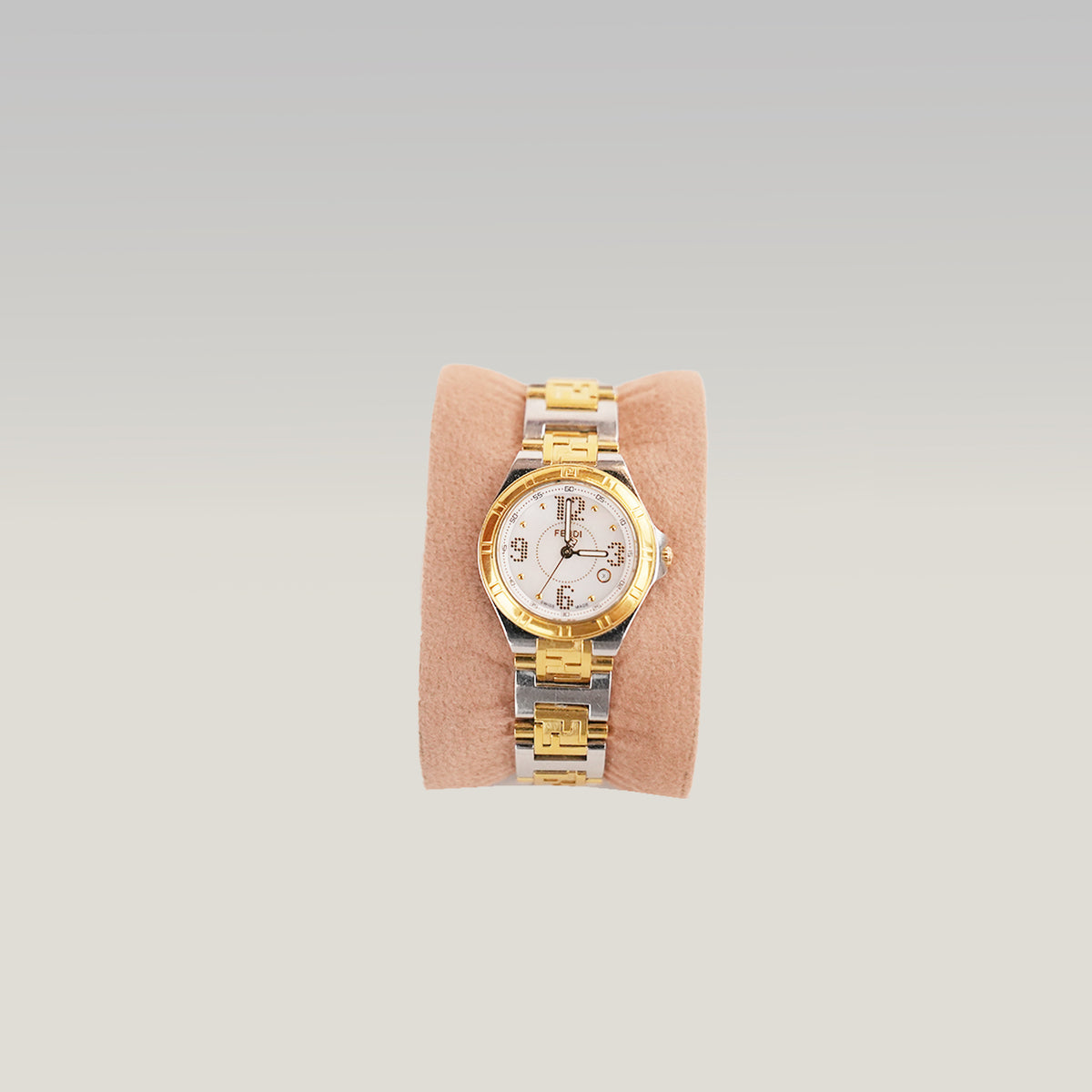 Fendi Orologio Vintage Donna con Quadrante Madreperla Bianco e Bracciale Bicolore Argento e Oro
