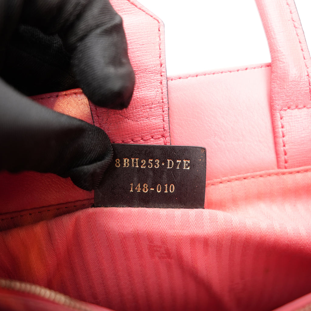 Fendi Petite 2Jours Pink Leather Tote Bag in Pelle Rosa con Charm Logo