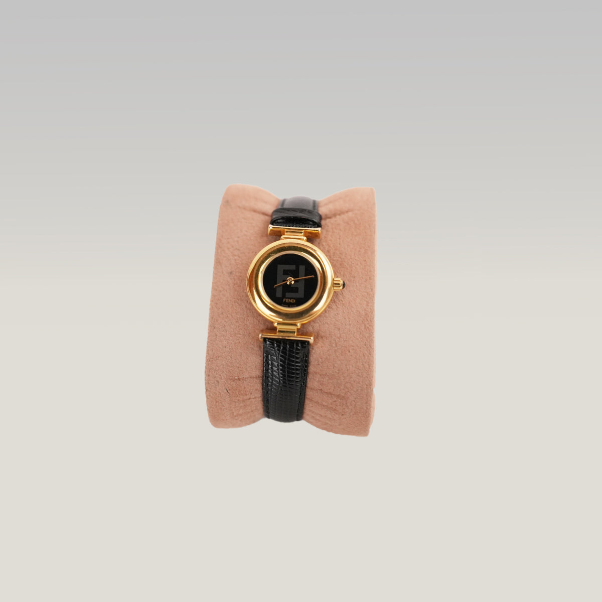 Fendi Orologio Vintage Donna con Quadrante Nero Logo FF, Cassa Dorata e Cinturino in Pelle Nera