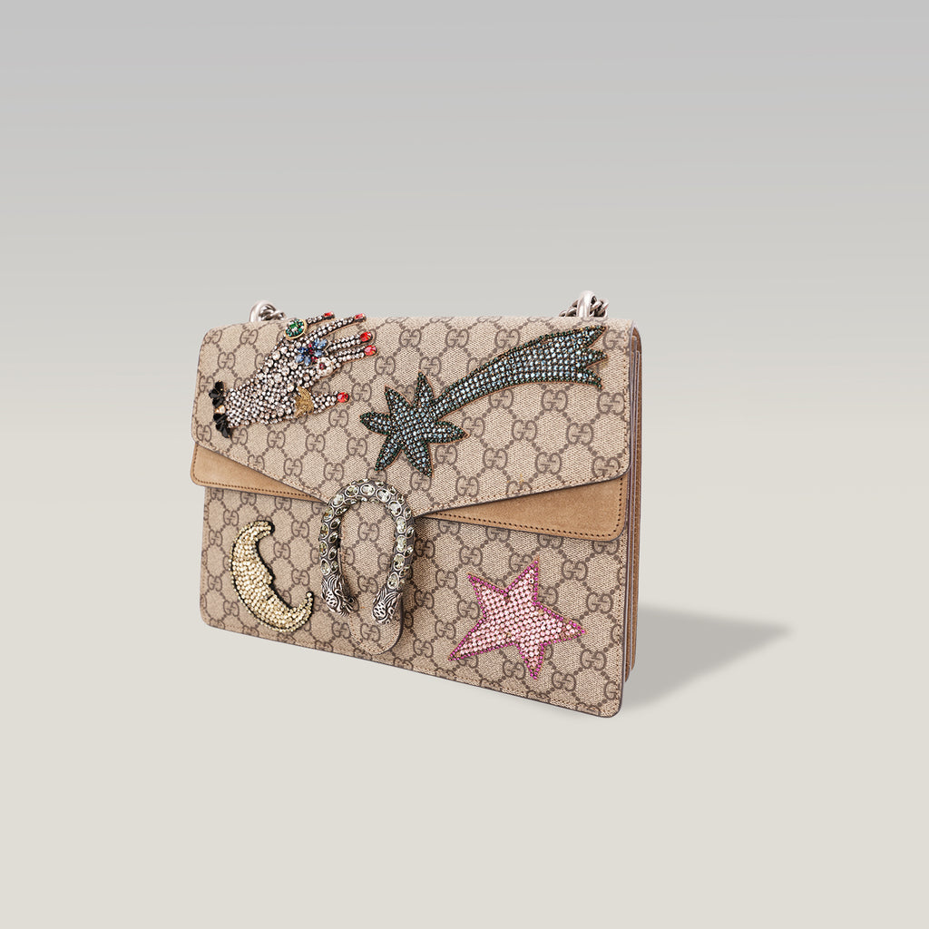 Gucci Dionysus Borsa a Spalla in Tela GG Supreme Beige con Ricami Multicolore, Cristalli e Paillettes – Dust Bag Inclusa