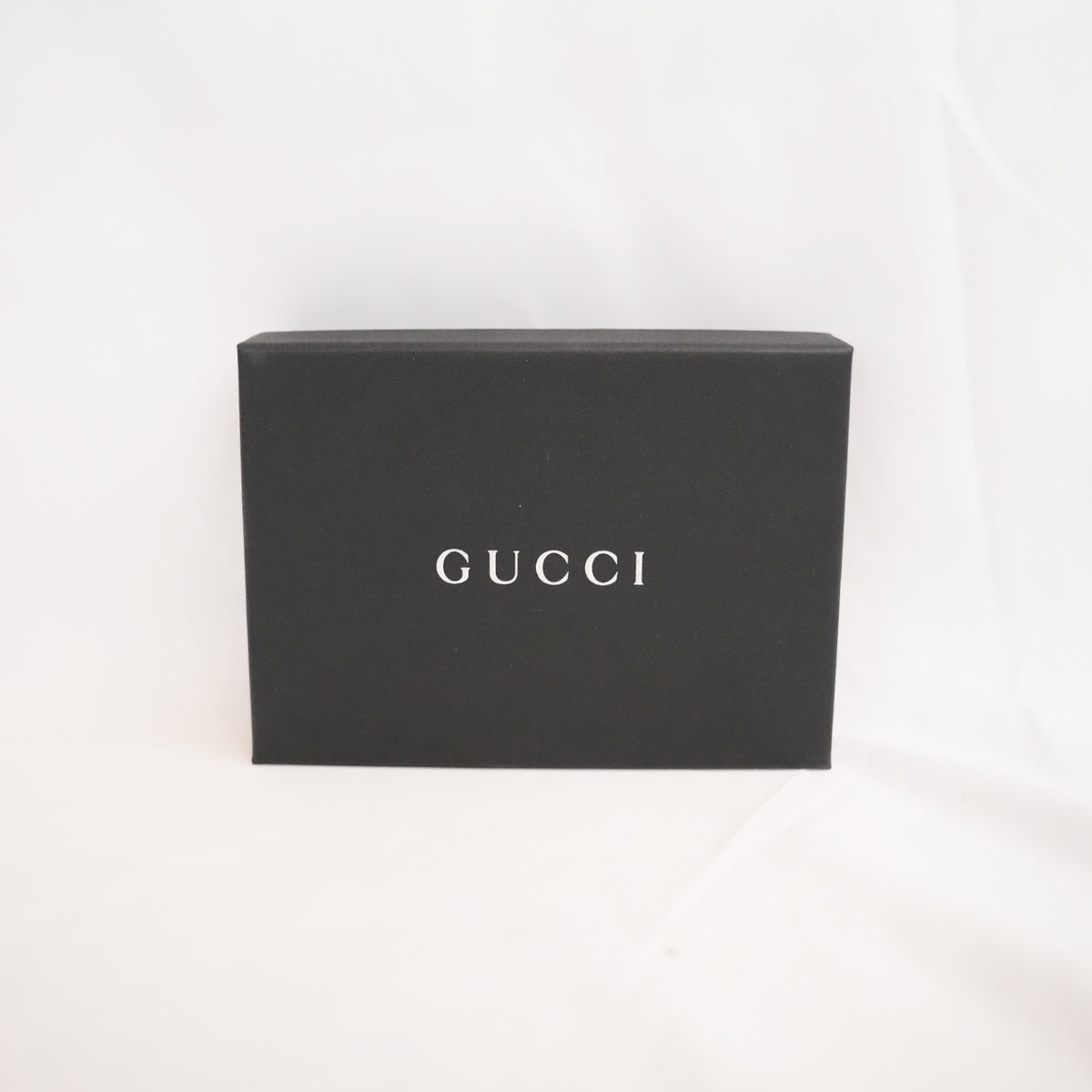 GUCCI Portacarte GG Beige e Marrone con Pelle Rossa – Condizioni Eccellenti con Scatola
