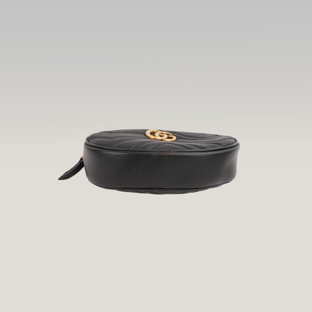Gucci GG Marmont Marsupio Piccolo in Pelle Matelassé Nera con Logo Double G Dorato