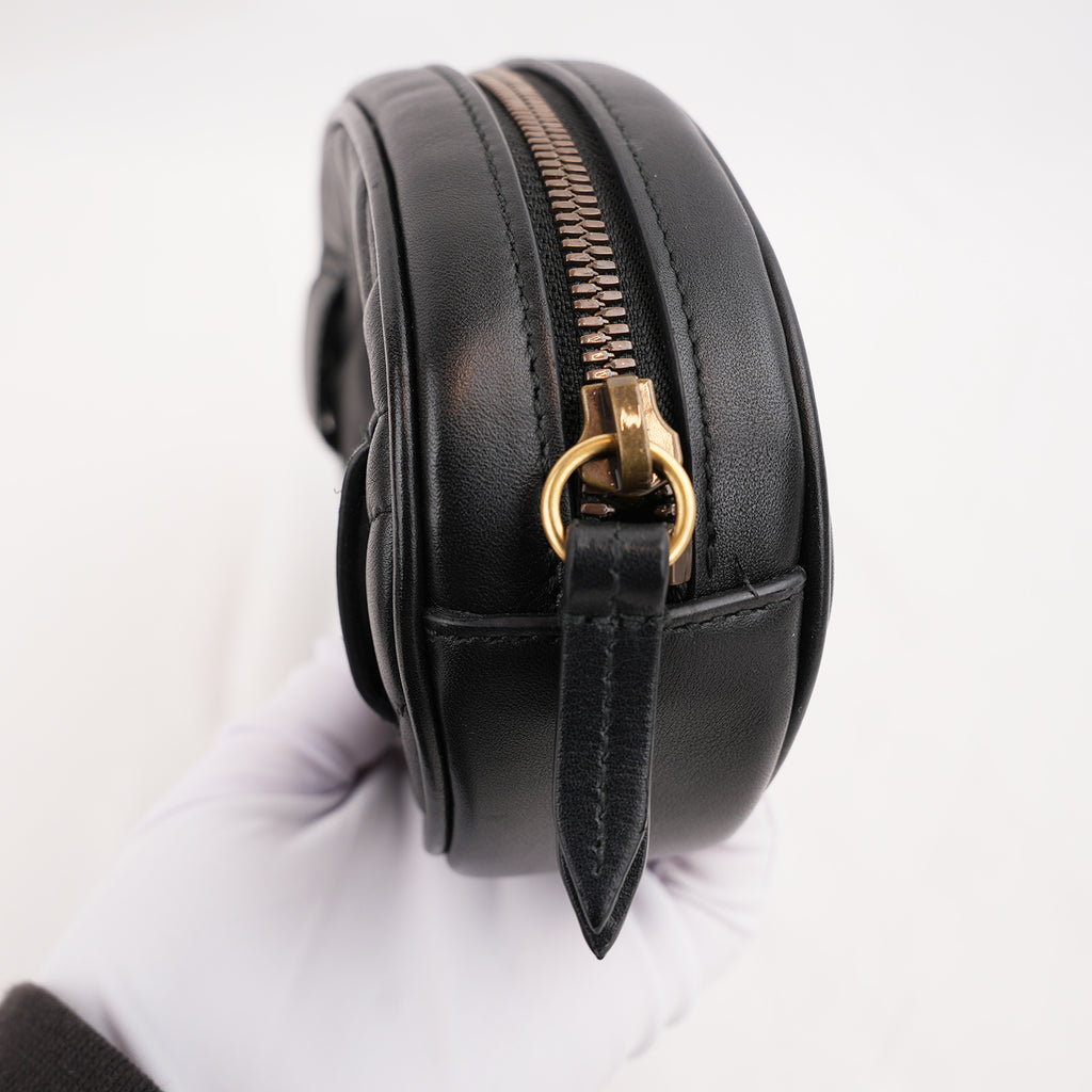 Gucci GG Marmont Marsupio Piccolo in Pelle Matelassé Nera con Logo Double G Dorato