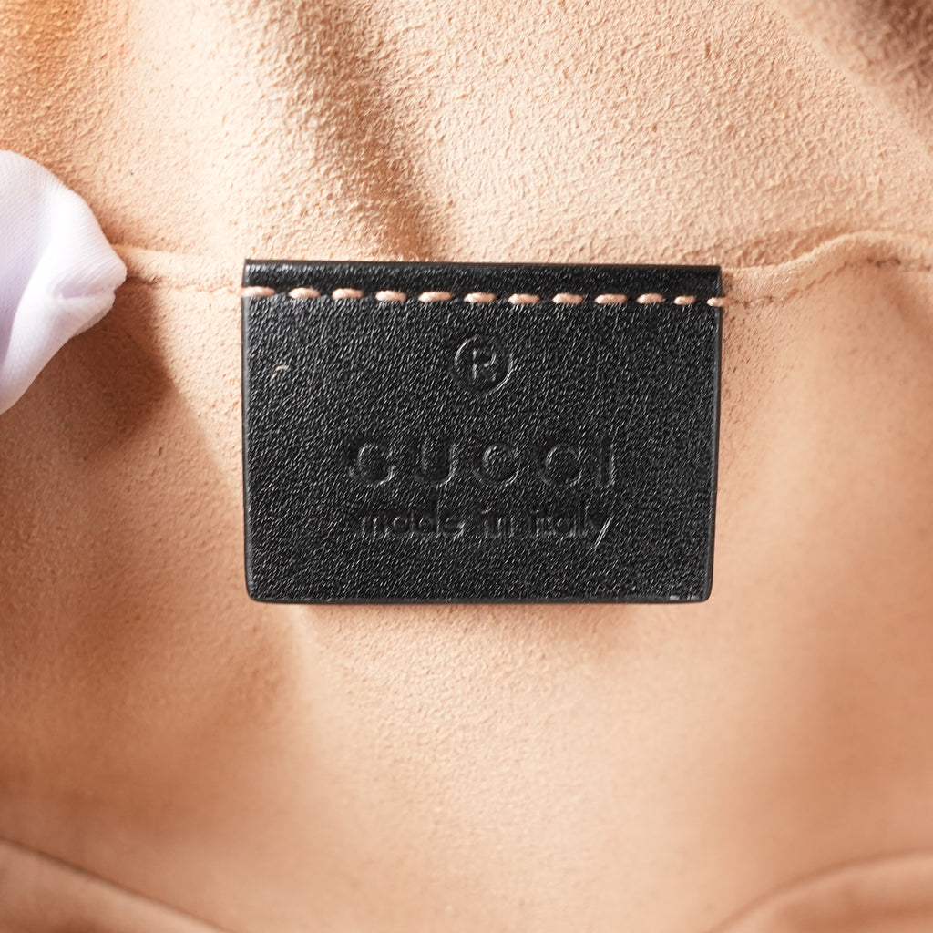Gucci GG Marmont Marsupio Piccolo in Pelle Matelassé Nera con Logo Double G Dorato