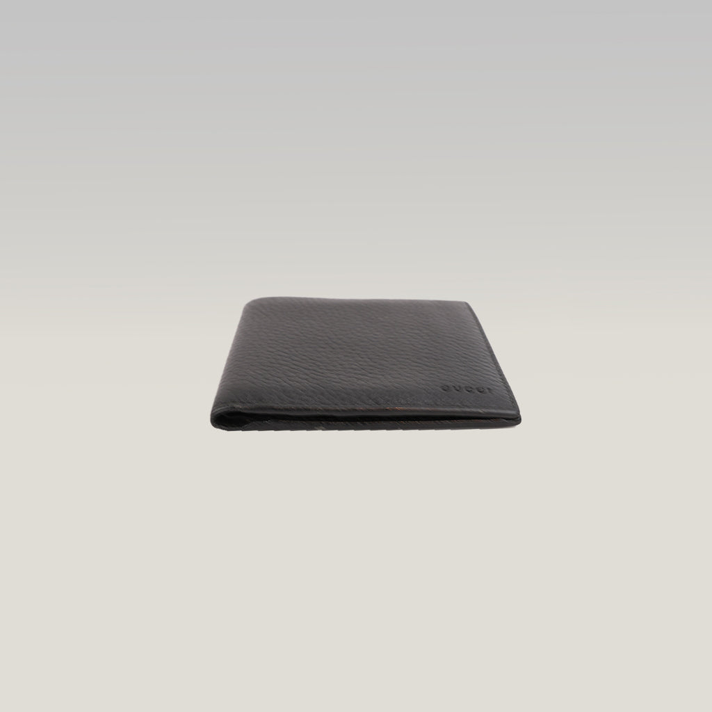 Gucci Portafoglio Bifold in Pelle Martellata Nera con Logo Gucci – Portafoglio Compatto da Uomo
