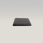 Gucci Portafoglio Bifold in Pelle Martellata Nera con Logo Gucci – Portafoglio Compatto da Uomo