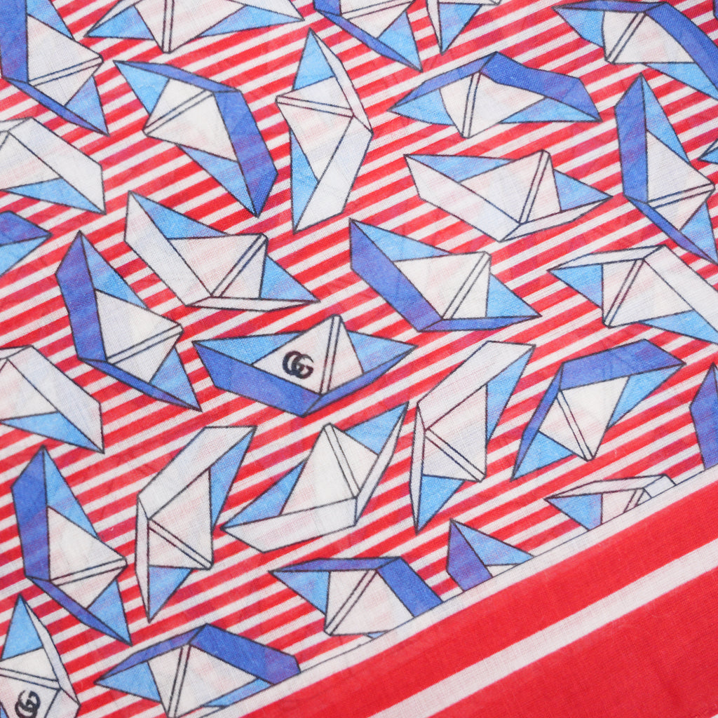 Gucci Foulard in Seta 50 Origami Boat Print Rosso e Blu