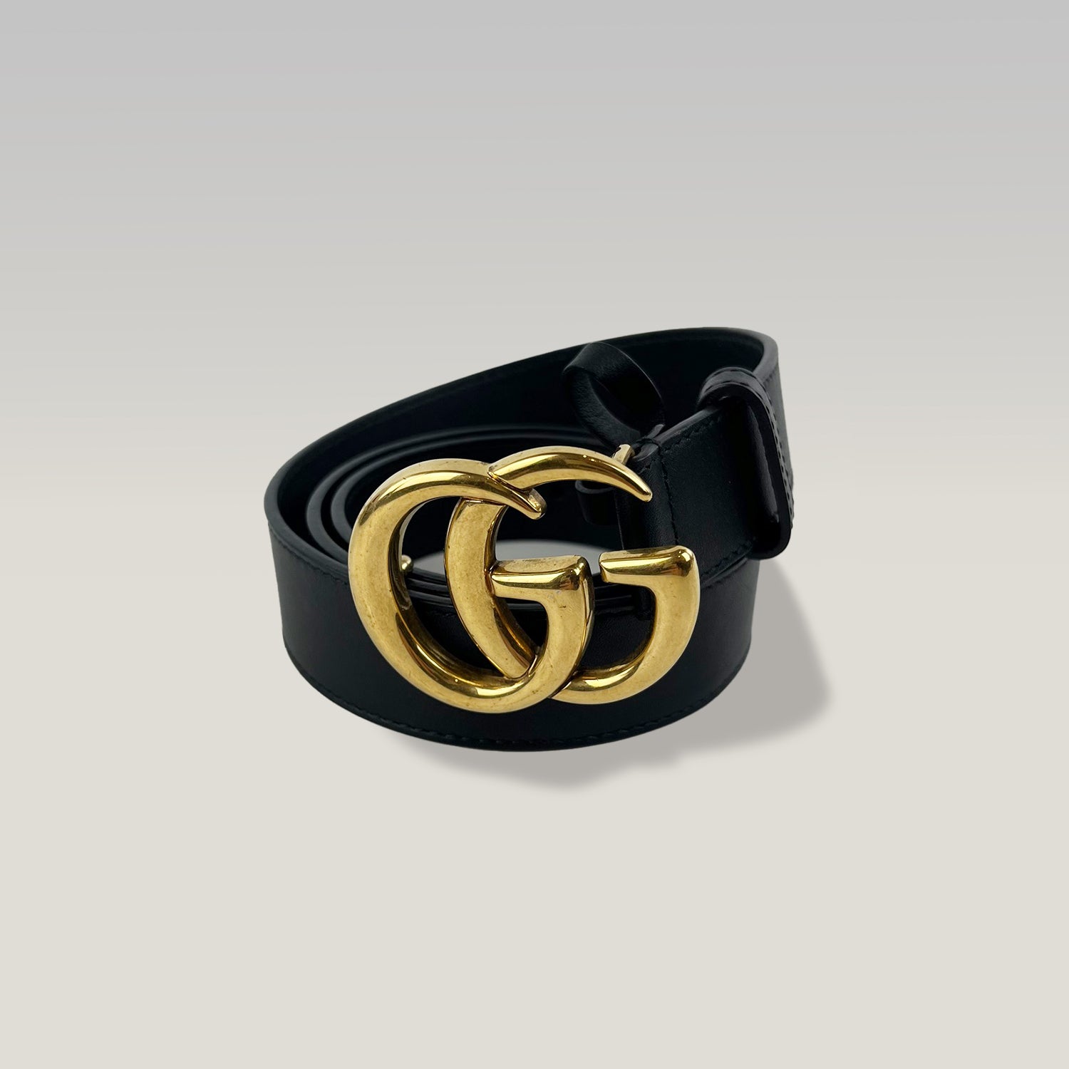 Cintura Gucci GG Marmont Nera in Pelle con Fibbia Doppia G Dorata – Taglia 85