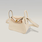 Borsa Hermès Mini Lindy 20 Bianco Milkshake in Pelle con Hardware Dorato