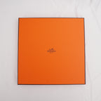Hermès Fouets et Badines Foulard Carré 90 in Seta Nera Multicolore con Motivi Equestri e Bordi Geometrici