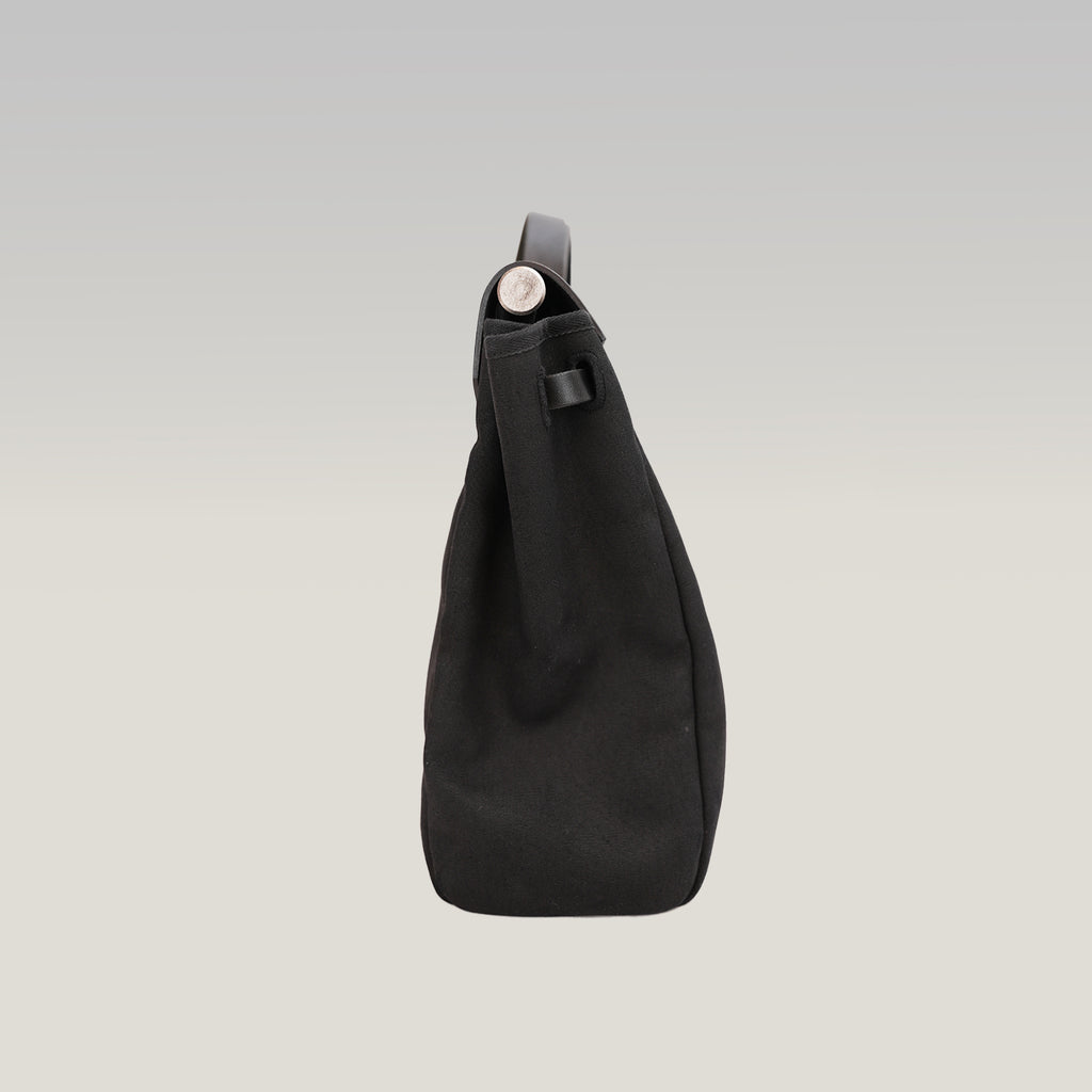 Hermès Herbag 31 black in canvas and cowhide 