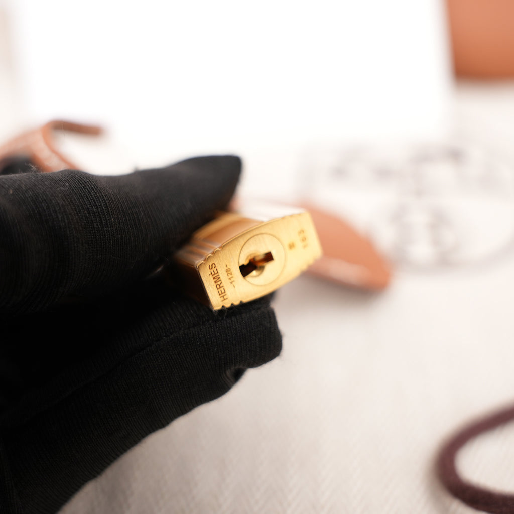 Hermès Birkin 35 Borsa a Mano in Pelle Clemence Gold con Hardware Dorato