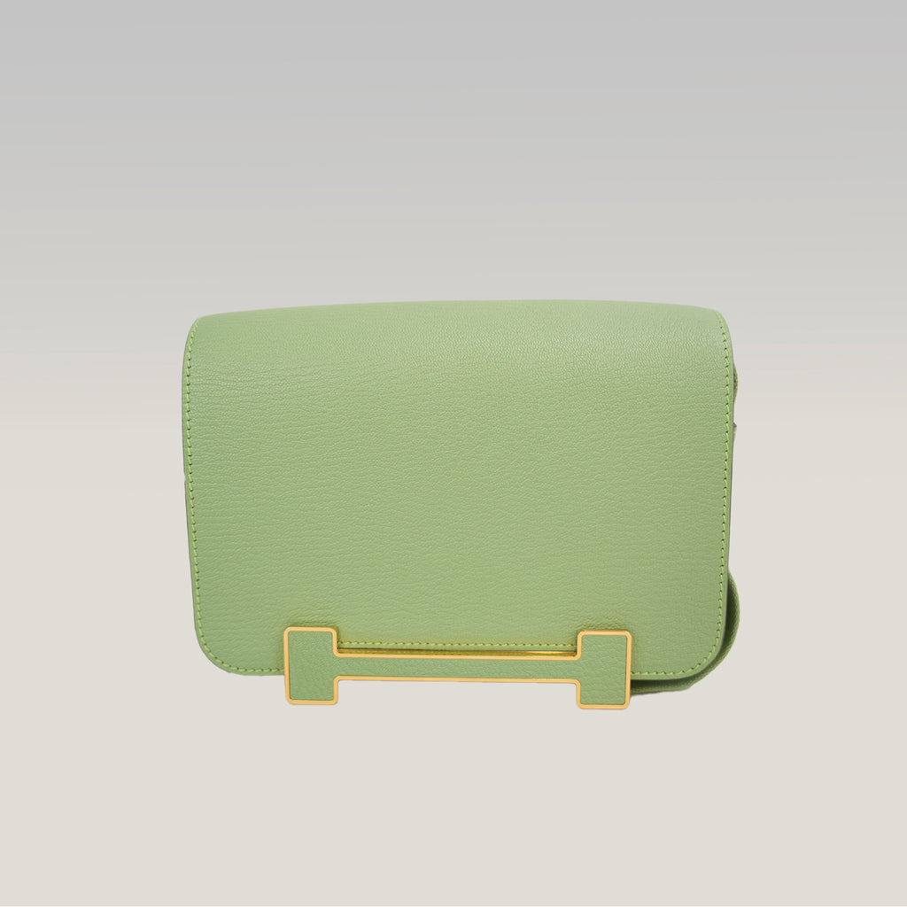 Hermès Geta Vert Criquet Chevre Mysore Leather Crossbody Bag with Gold Hardware