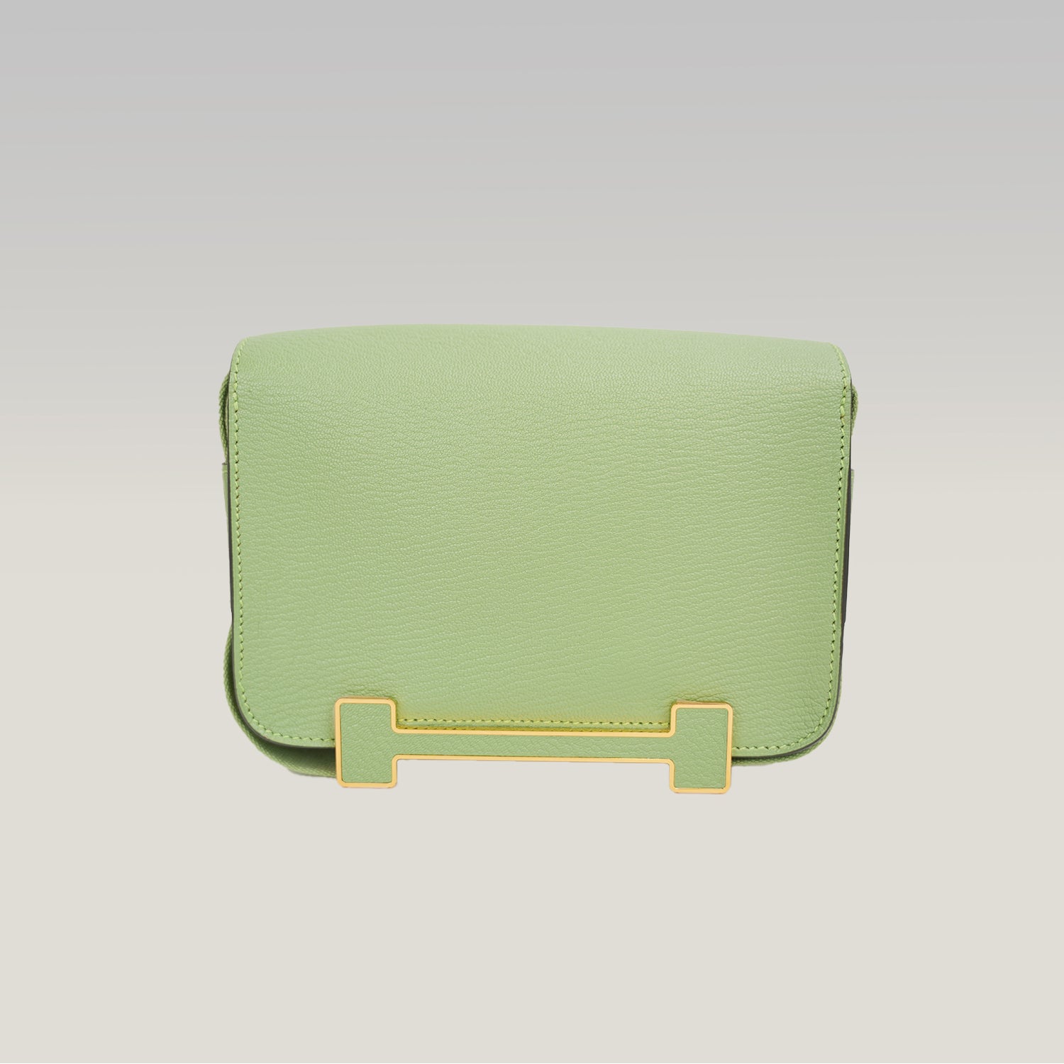 Hermès Geta Vert Criquet Chevre Mysore Leather Crossbody Bag with Gold Hardware