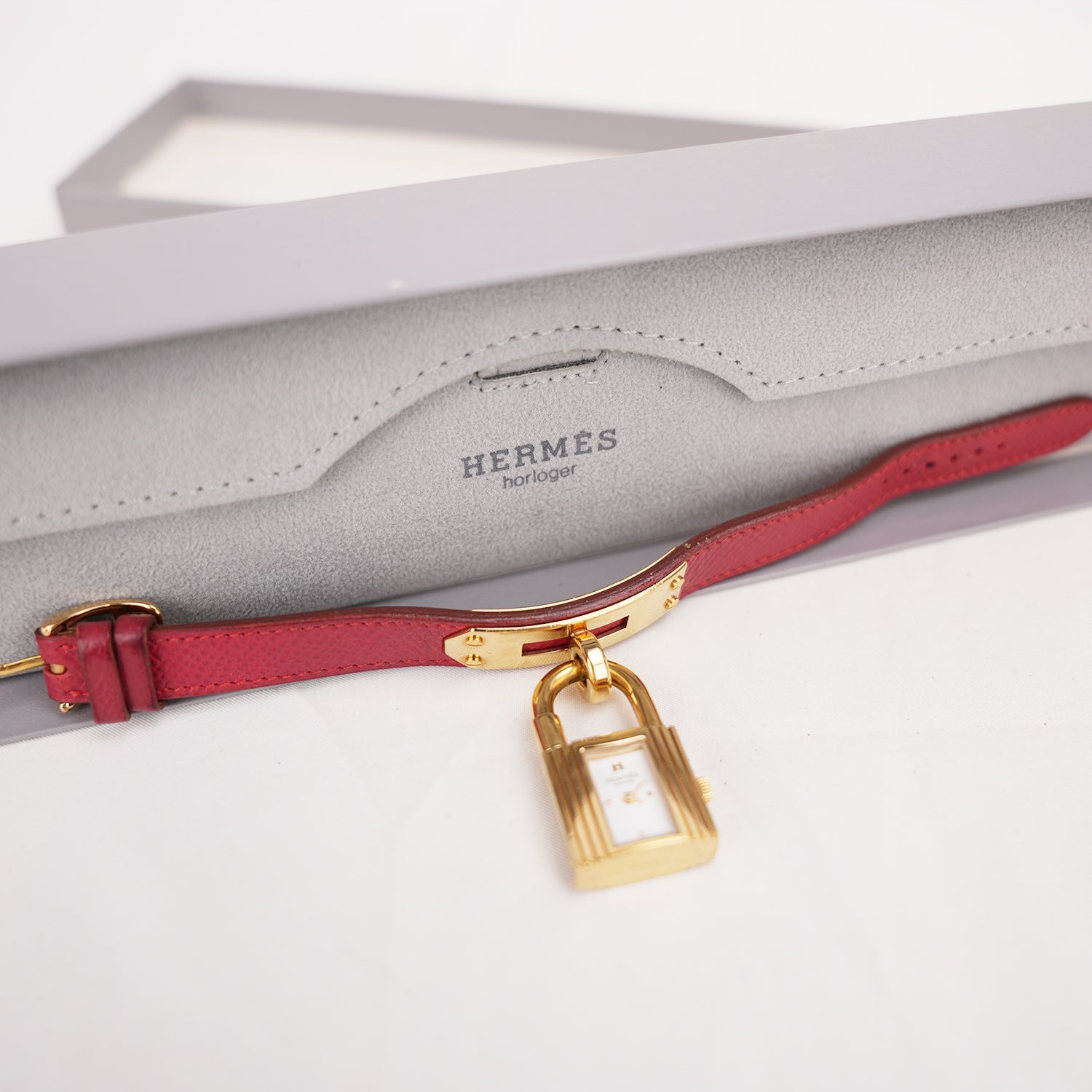 Hermès Montre Kelly KE1.201 Orologio Donna in Pelle Epsom Rossa con Cassa Dorata Double Tour