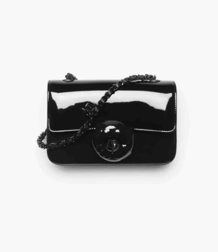 Chanel Borsa a Patta Piccola in Pelle di Vitello Verniciata