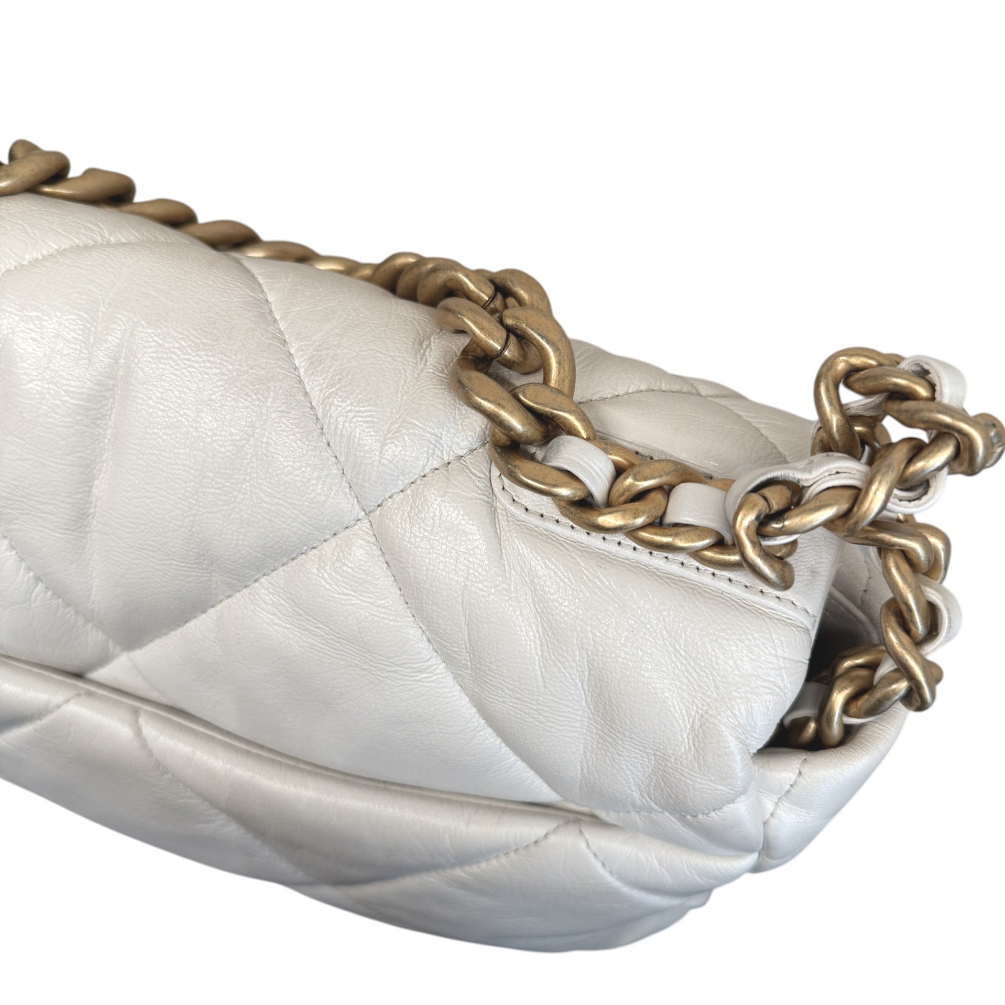 Chanel 19 Medium – Borsa a Spalla in Pelle di Agnello Trapuntata Bianca