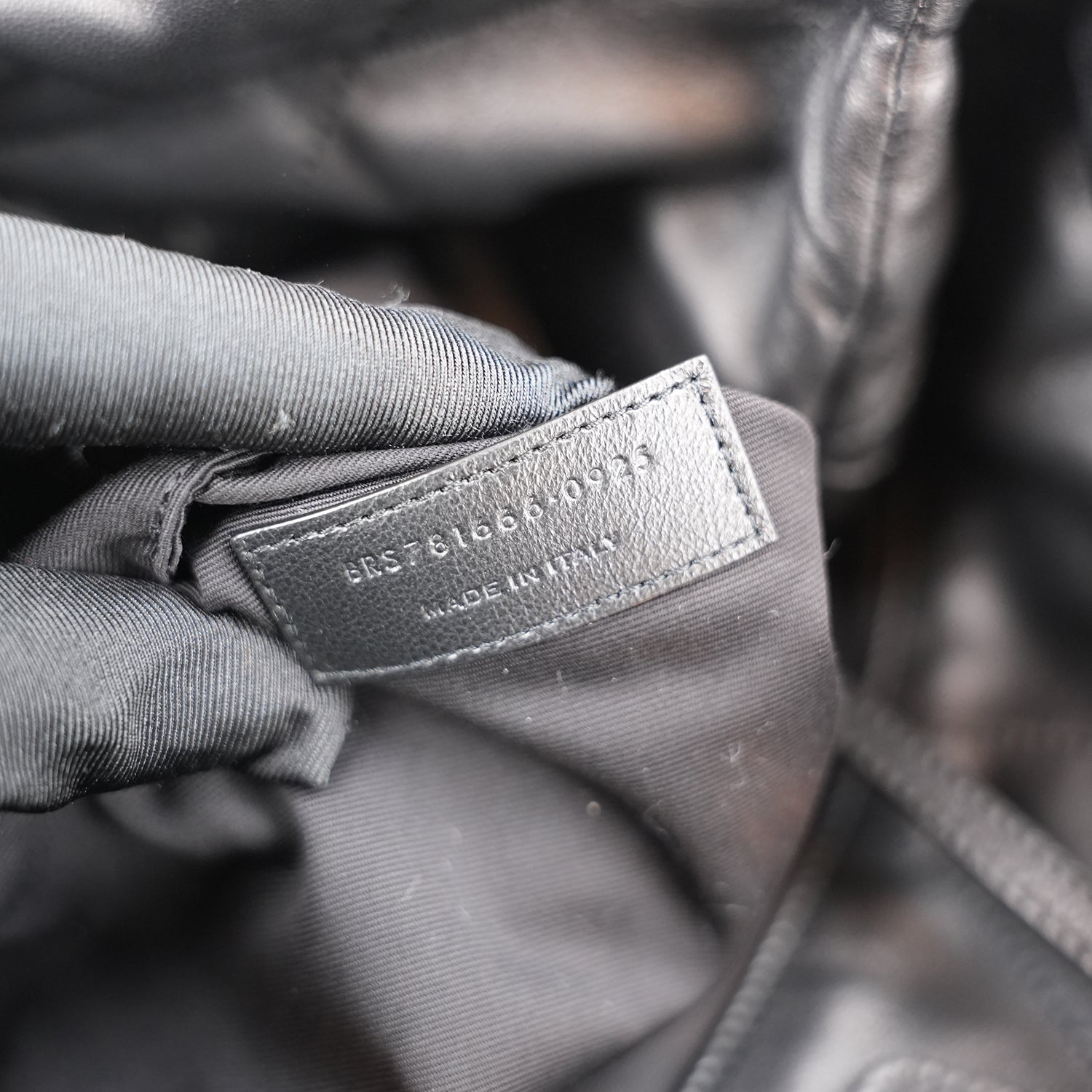 Saint Laurent Jamie 4.3 Shoulder Bag Black Quilted Grained Leather with Cassandre Logo